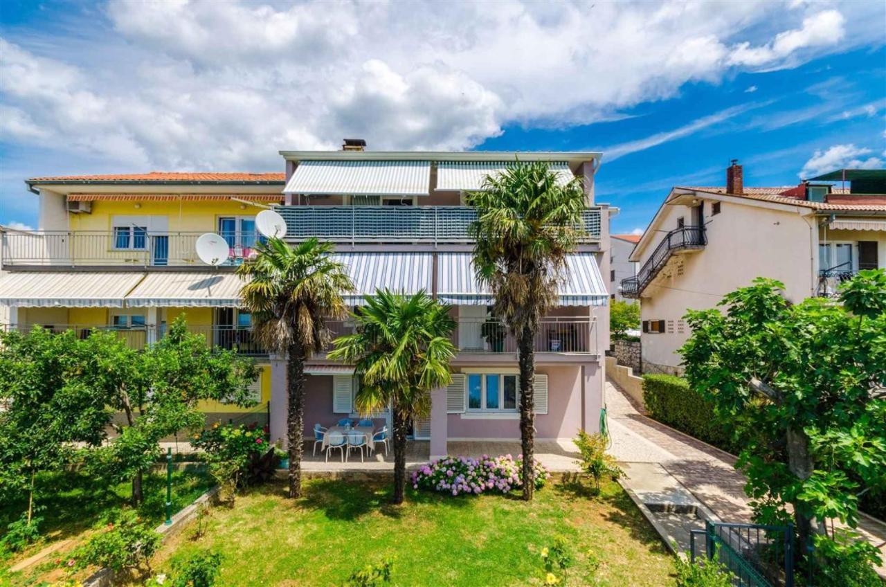 Apartment In Crikvenica 5267 Eksteriør bilde